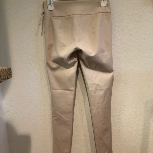 Marciano Cropped Zipper Candy Pant - Picture 4 of 5